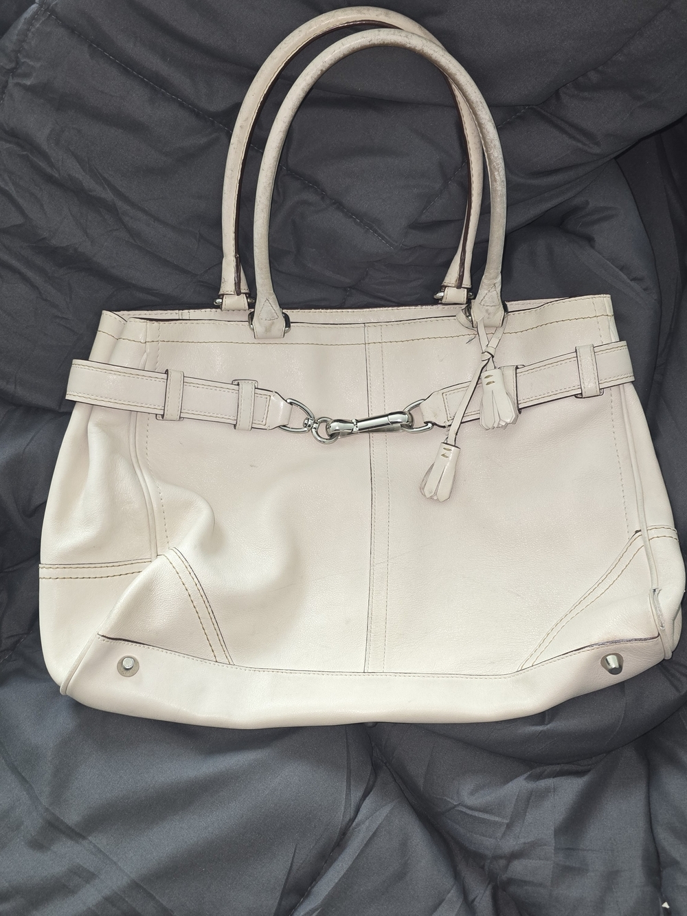 Coach  Hamptons Women's Leather Tote Handbag Silver Hardware - Cream